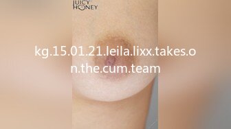 kg.15.01.21.leila.lixx.takes.on.the.cum.team